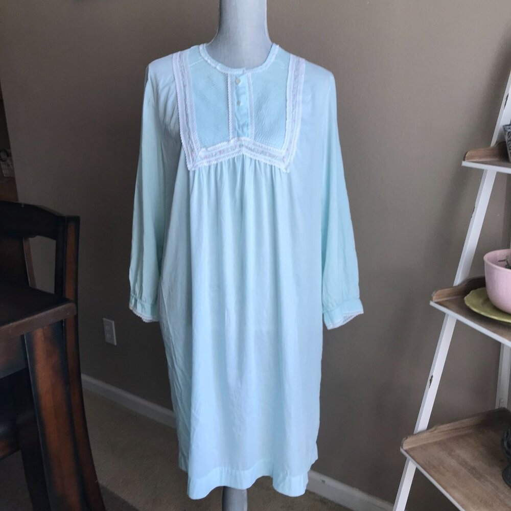 Vintage BARBIZON Donnie‎ Kay Nightgown Eveningwear Rayon/Nylon Blend - Large
